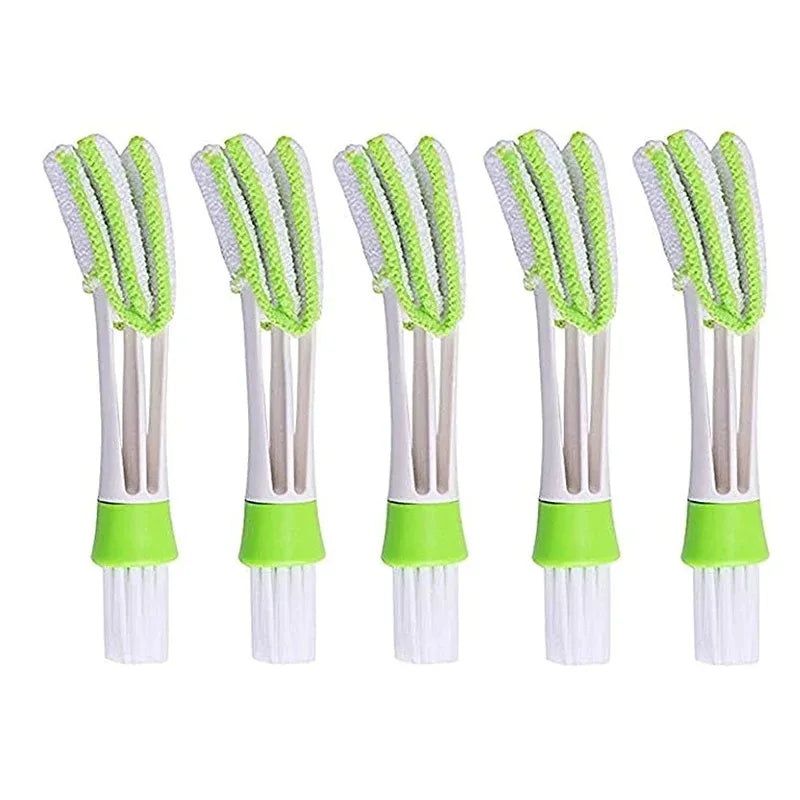 Automobile air conditioning outlet cleaning brush, multifunctional